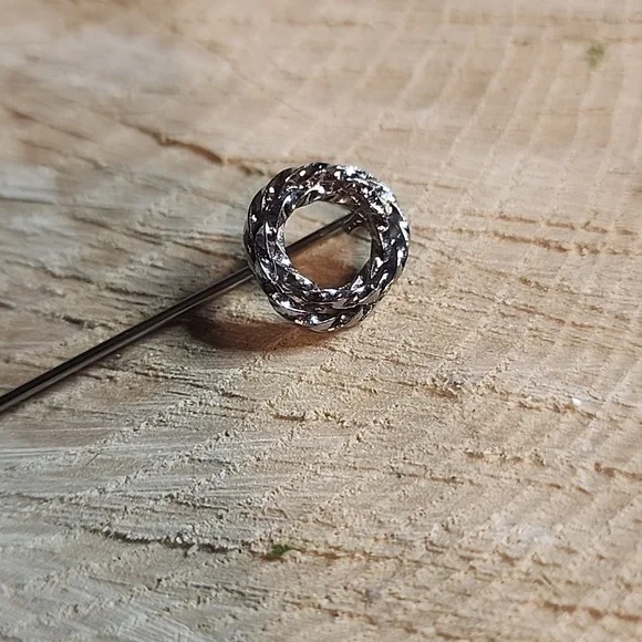 Stick Pin - Picture 2 of 4